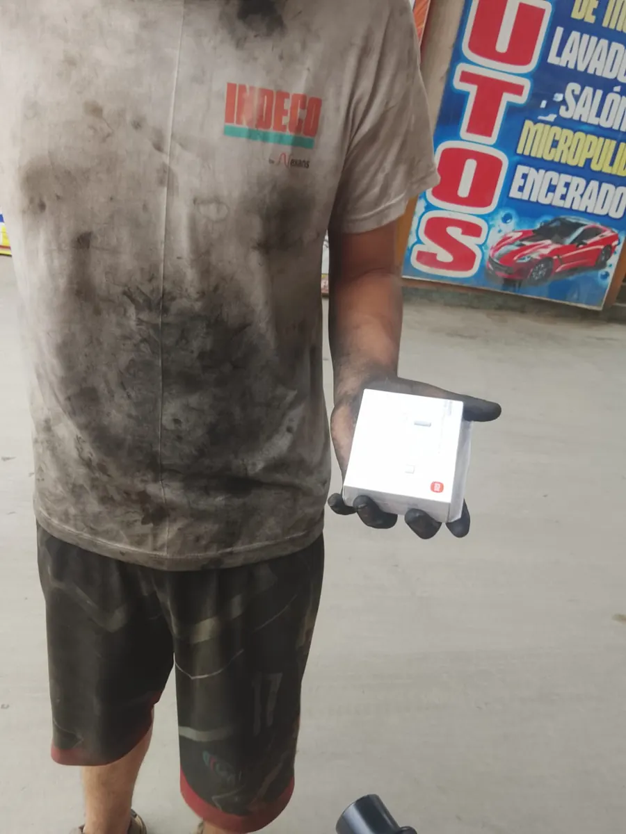 Entrega real YuyoShop - Cargador